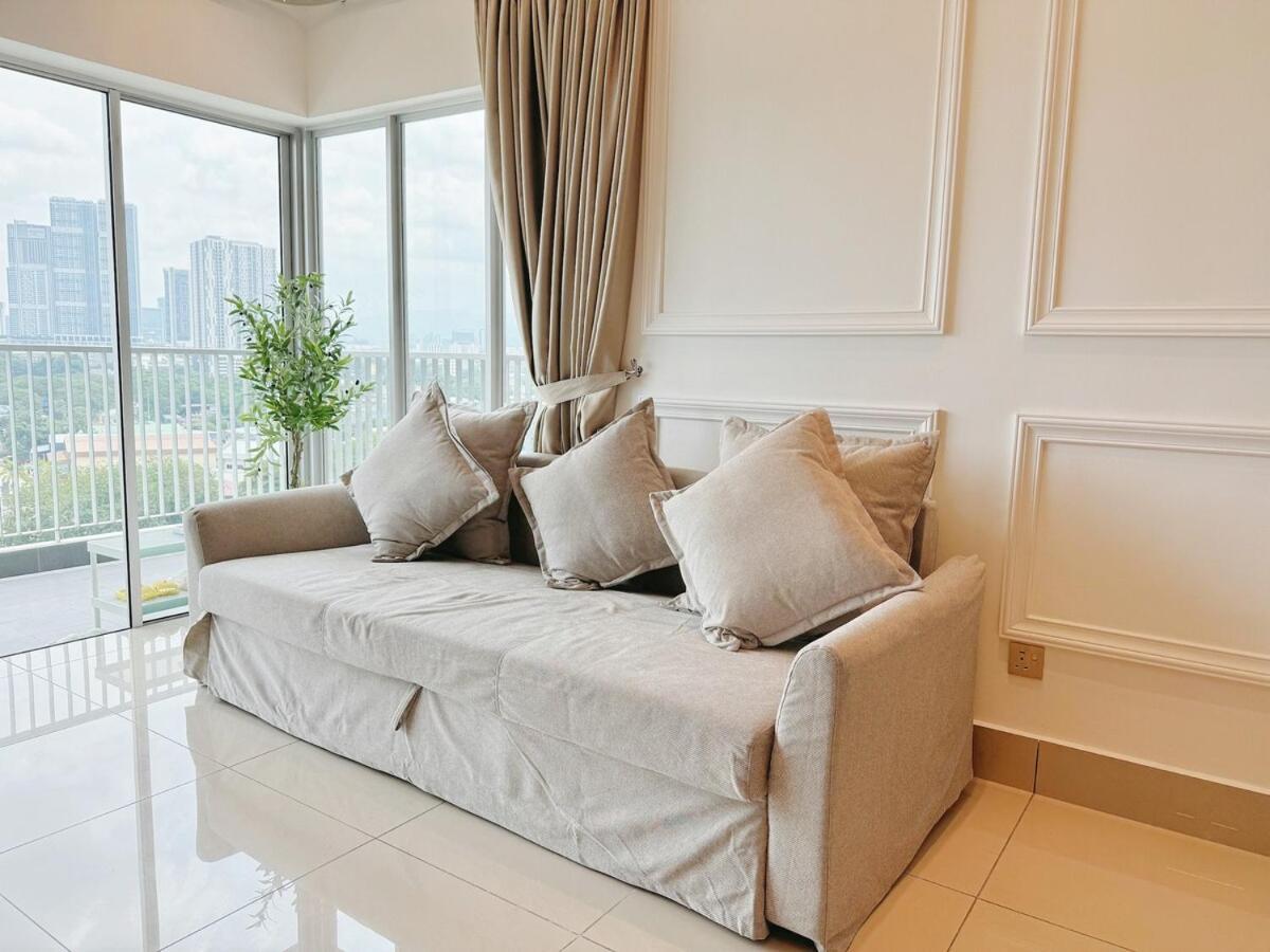 D3911 Klcc View Private Roof Terrace L 8pax Pangsapuri Kuala Lumpur