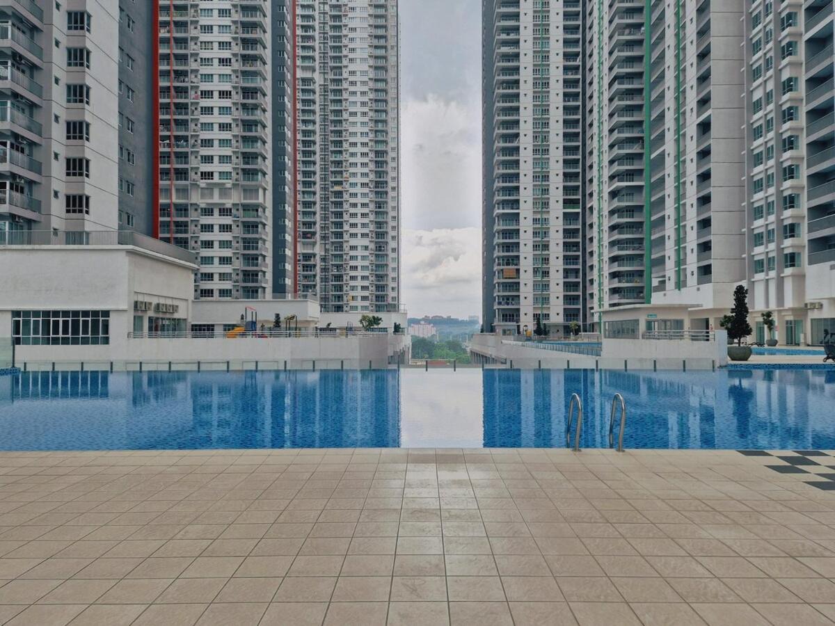 D3911 Klcc View Private Roof Terrace L 8pax Pangsapuri